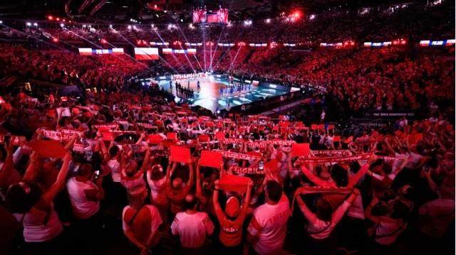 1726012635920053775.jpg shijinsai.jpg